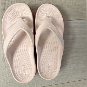 Crocs women size 4